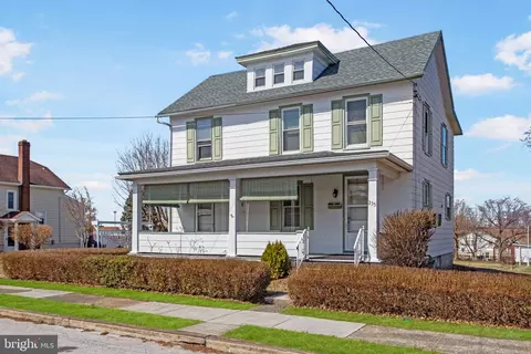 235 Ridge Ave, Mcsherrystown, PA 17344