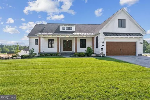 32 Shawl Dr #LOT 82, Hanover, PA 17331