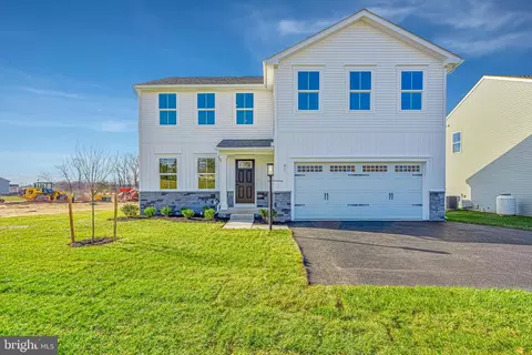 41 Eagle Dr, Gettysburg, PA 17325