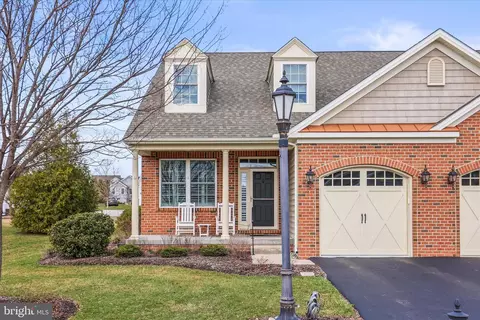 157 Woodhaven Dr, Gettysburg, PA 17325