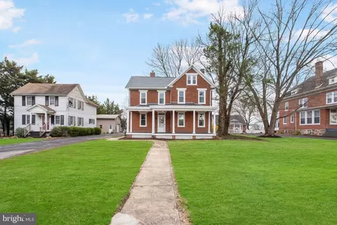 265 E York St, Biglerville, PA 17307