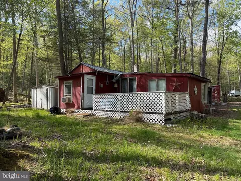5 Rhododendron Trl, Orrtanna, PA 17353