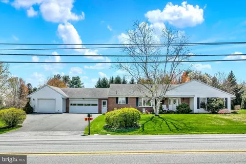 1725 Hanover Rd, Gettysburg, PA 17325
