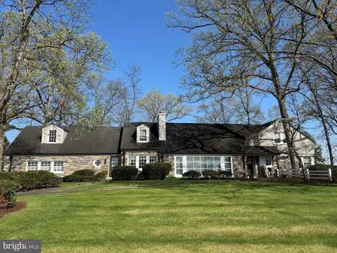 30 Longview Dr, Gettysburg, PA 17325