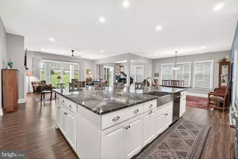 374 Lively Stream Way, Gettysburg, PA 17325