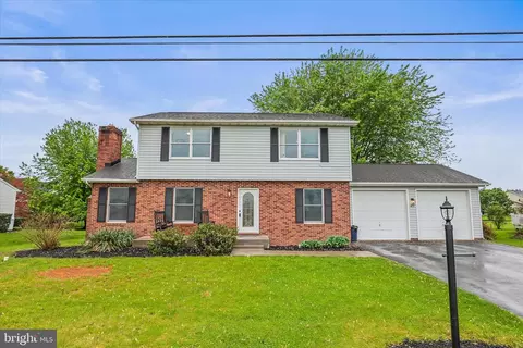 515 Basehoar School Rd, Littlestown, PA 17340