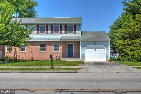 25 Filbert St, Hanover, PA 17331