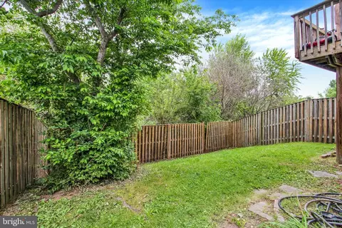 Exterior - 31 Hemlock Dr, Hanover, PA 17331 photo 4 of 5
