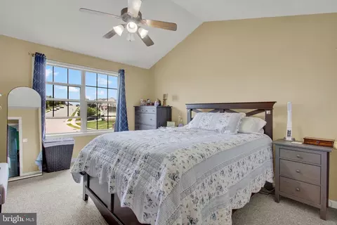 Bedroom - 31 Hemlock Dr, Hanover, PA 17331 photo 1 of 3