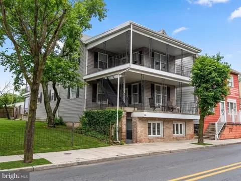 256 S Washington St, Gettysburg, PA 17325