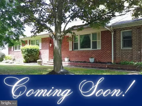 2226 Harney Rd, Littlestown, PA 17340