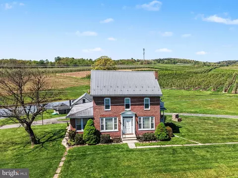 420 Carlisle Rd, Biglerville, PA 17307