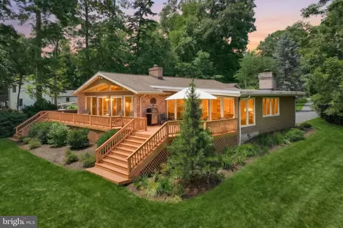 166 Lake Meade Dr, East Berlin, PA 17316