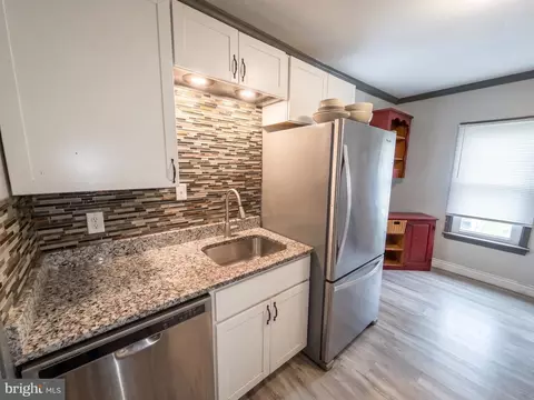 Kitchen - 416 3rd St, Hanover, PA 17331 photo 2 of 4