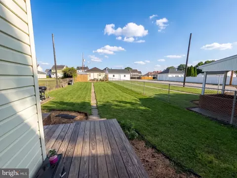 Exterior - 416 3rd St, Hanover, PA 17331 photo 6 of 9
