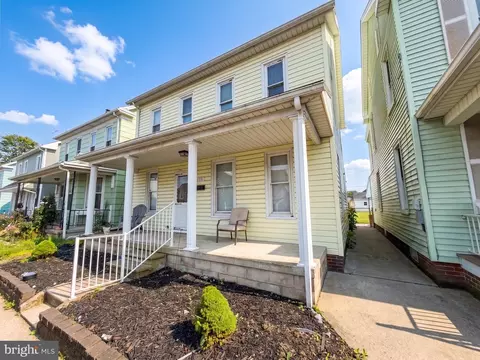 Exterior - 416 3rd St, Hanover, PA 17331 photo 8 of 9