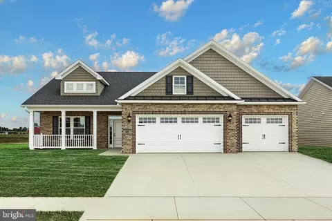 74 Snyder Dr, Littlestown, PA 17340