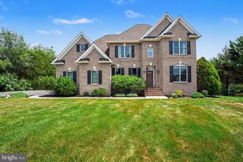 75 Palace Dr, Gettysburg, PA 17325