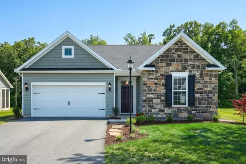 3 Osprey Ct #A19, Gettysburg, PA 17325