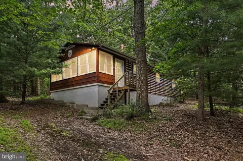 165 Schoolhouse Hill Rd, Fayetteville, PA 17222