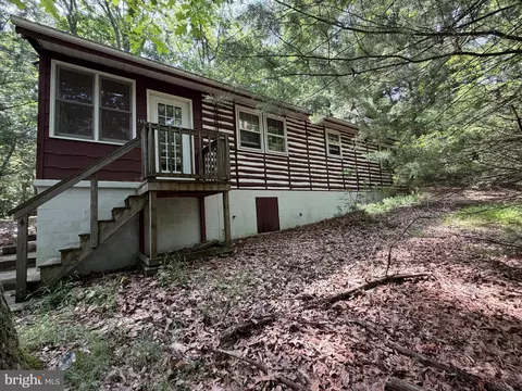 165 Schoolhouse Hill Rd, Fayetteville, PA 17222