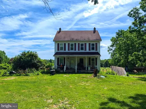 765 Belmont Rd, Gettysburg, PA 17325