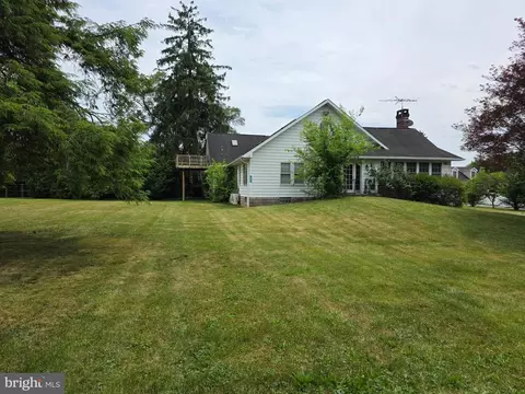 956 Fairfield Rd, Gettysburg, PA 17325
