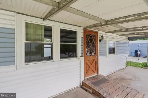 374 Maple Ave, Hanover, PA 17331 photo 18