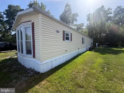 157 Linda Dr, New Oxford, PA 17350