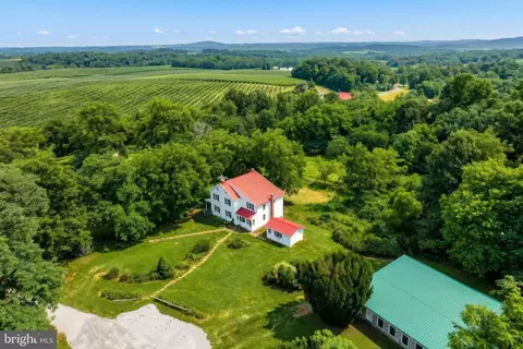 700 White Oak Tree Rd, Gardners, PA 17324