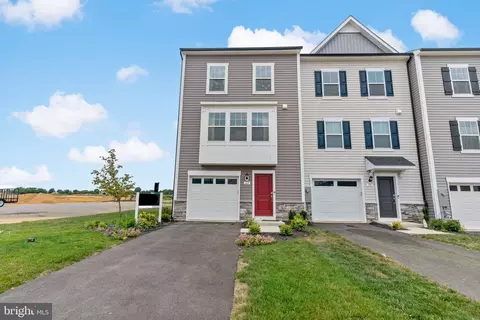 13 Knoll View Drive, Gettysburg, PA 17325