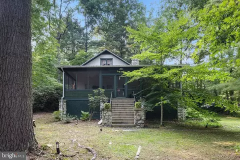630 Buchanan Valley Rd, Orrtanna, PA 17353