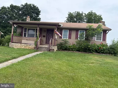 235 Fairview, Mcsherrystown, PA 17344