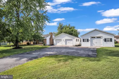 2825 Chambersburg Rd, Mcknightstown, PA 17343