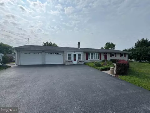 950 Frederick Pike, Littlestown, PA 17340
