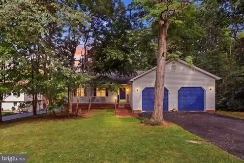 54 Burnside Dr, East Berlin, PA 17316