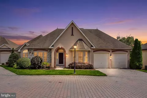 7 Laurel Hill Ct, Gettysburg, PA 17325