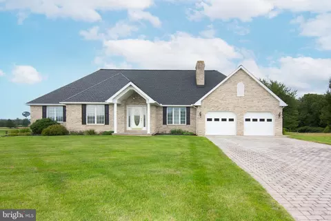 960 Teeter Rd, Littlestown, PA 17340