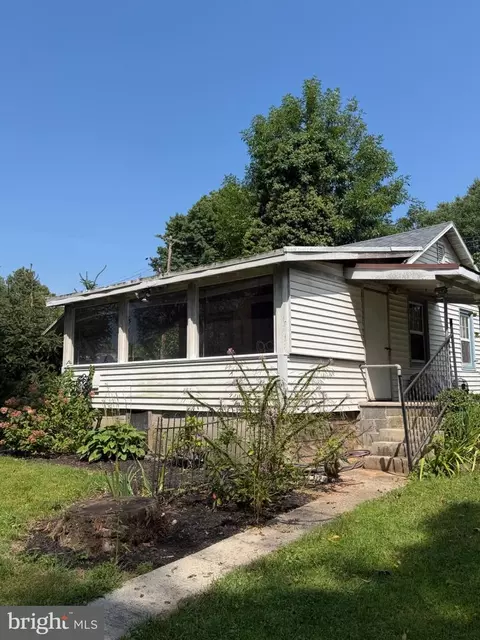 114 Park St, East Berlin, PA 17316