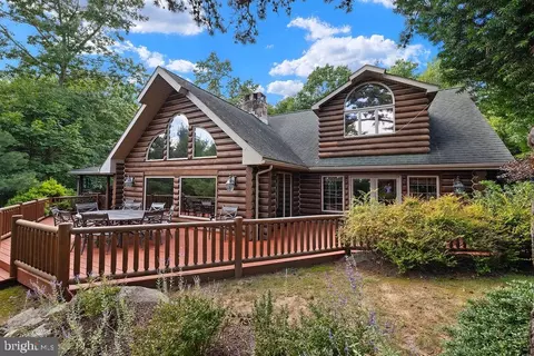1246 Shippensburg Rd, Biglerville, PA 17307