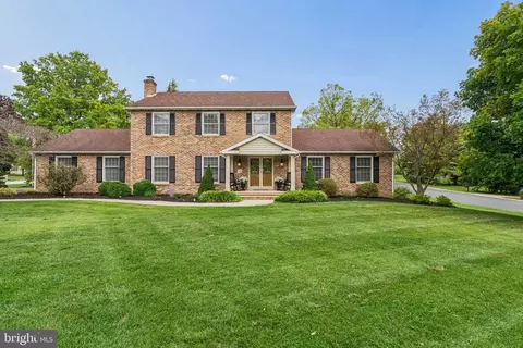 88 Spruce Dr, Gettysburg, PA 17325