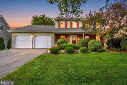 428 Heritage Dr, Gettysburg, PA 17325