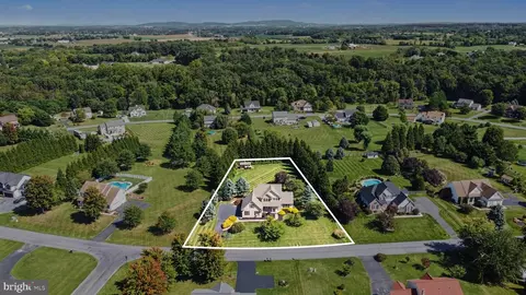 View/Area - 12 E Summit Dr, Littlestown, PA 17340 photo 3 of 6
