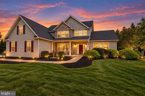 Exterior - 12 E Summit Dr, Littlestown, PA 17340 photo 1 of 8