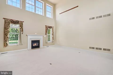 Living - 12 E Summit Dr, Littlestown, PA 17340 photo 1 of 4