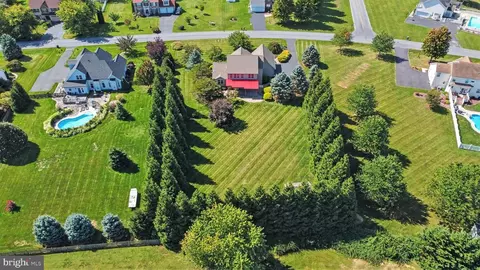 View/Area - 12 E Summit Dr, Littlestown, PA 17340 photo 4 of 6
