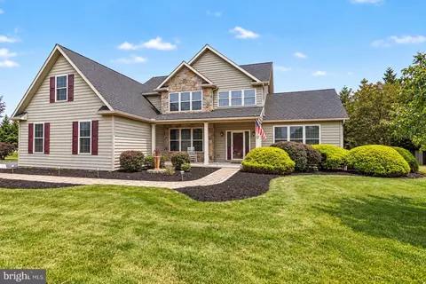 Exterior - 12 E Summit Dr, Littlestown, PA 17340 photo 2 of 8