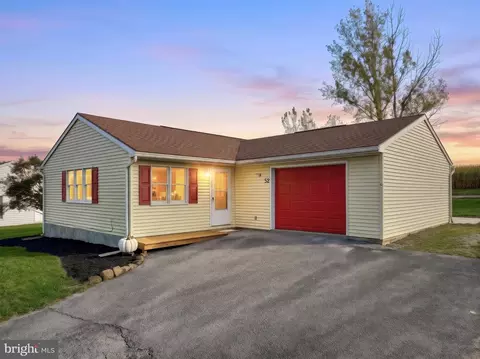 52 Sedgwick Dr, East Berlin, PA 17316