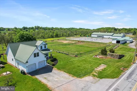 20 Red Bridge Rd, Gettysburg, PA 17325