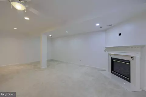 Living - 286 Maple Dr, Hanover, PA 17331 photo 8 of 8